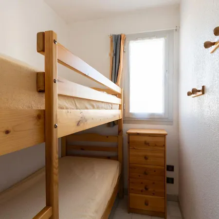 1 Bedroom Apartment For 6 *