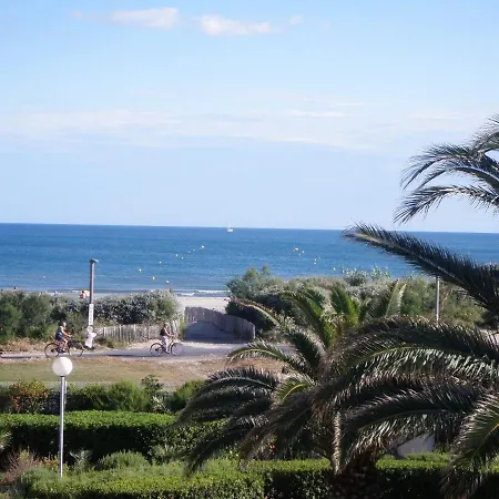 1 Bedroom Apartment For 6 אגדה